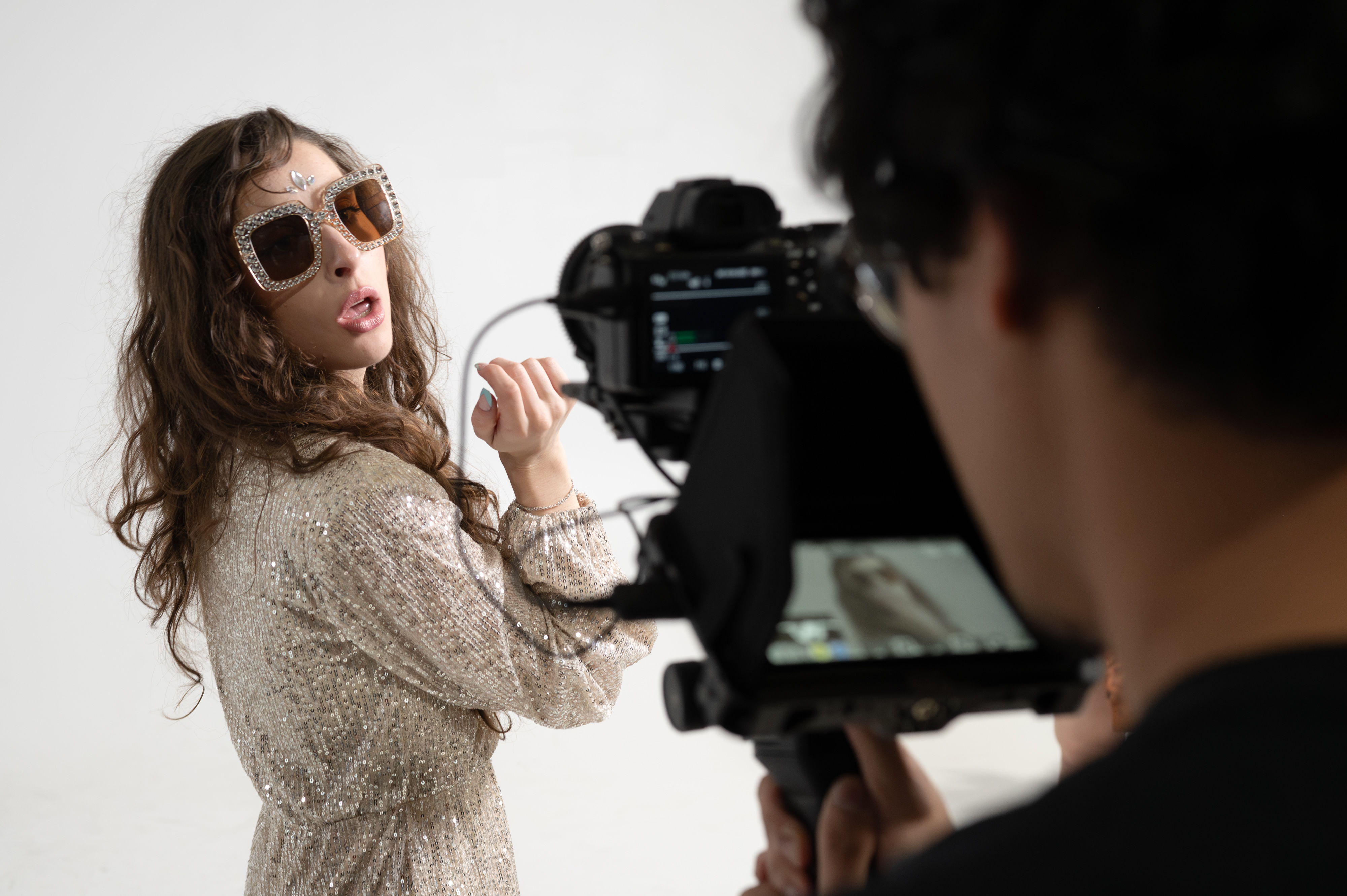 Behind the scenes 8